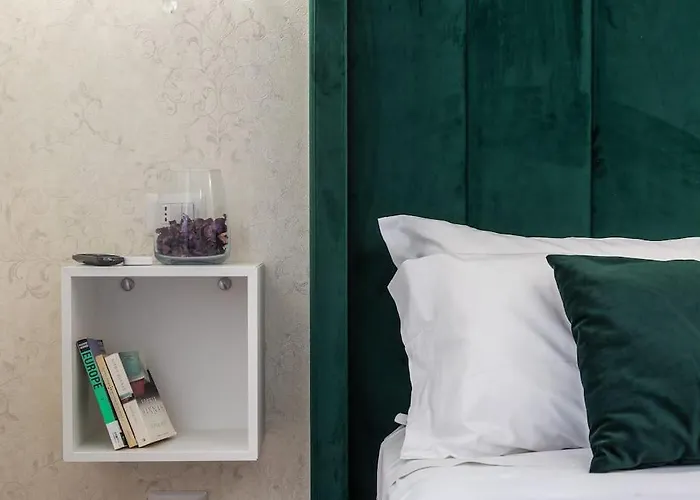 Portico D'ottavia Lux